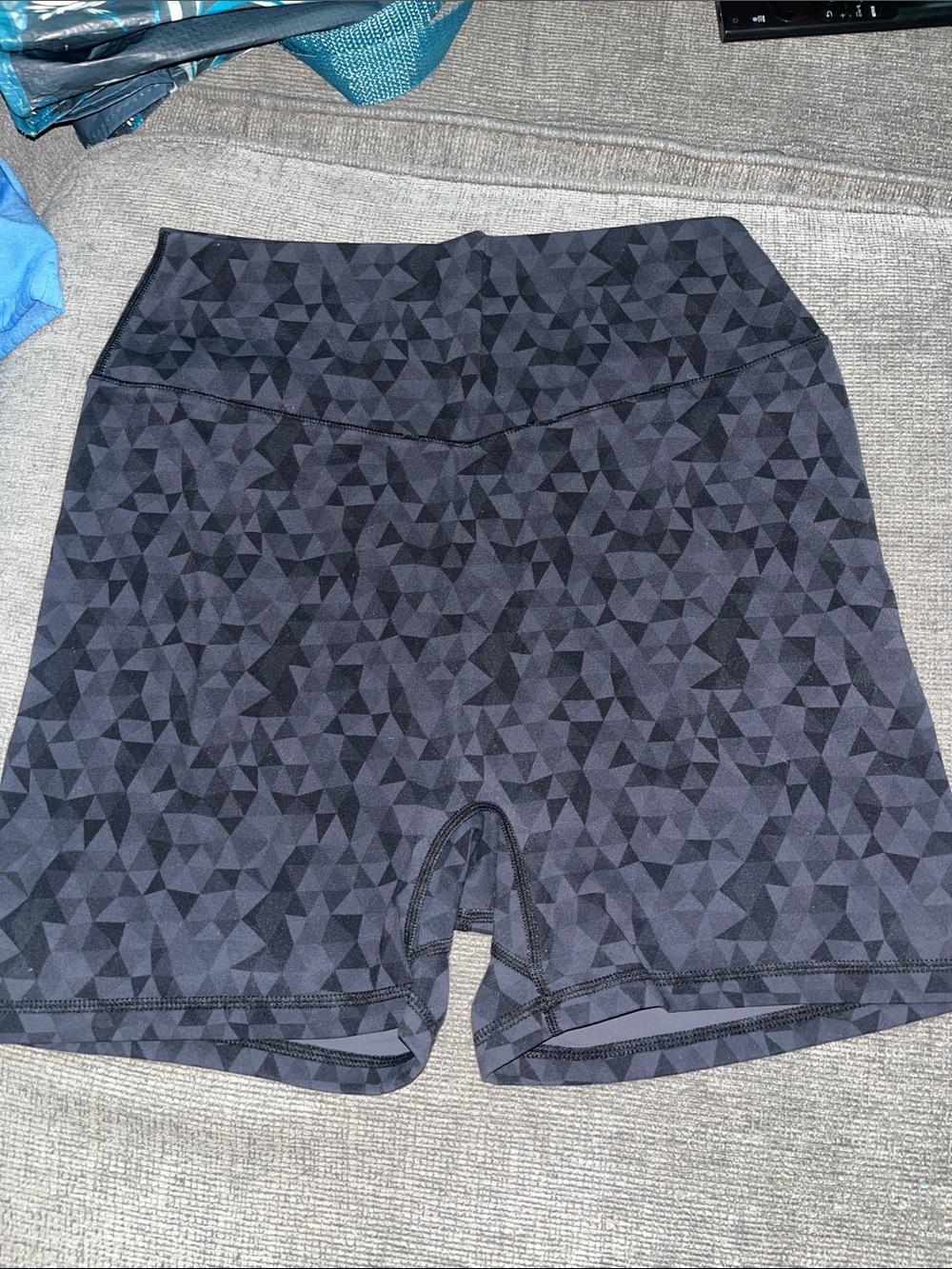 BuffBunny High-Waist Geometric Print Performance Shorts - Black